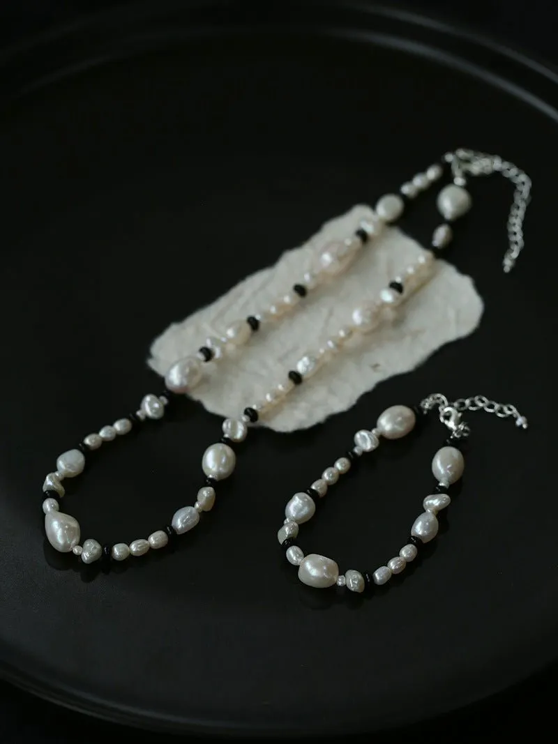 Baroque Pearl and Black Onyx Beaded Necklace