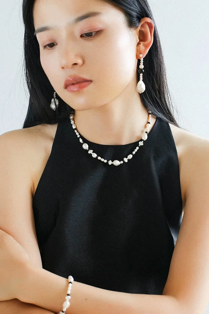 Baroque Pearl and Black Onyx Beaded Necklace