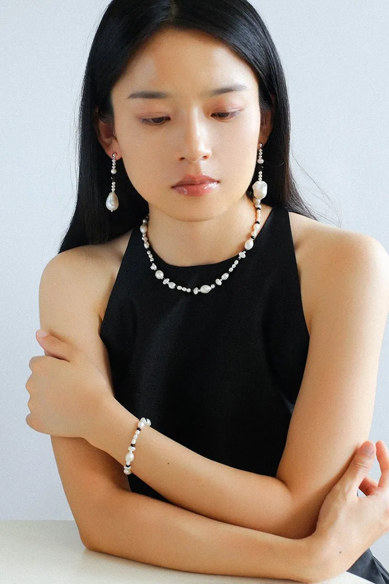 Baroque Pearl and Black Onyx Beaded Necklace