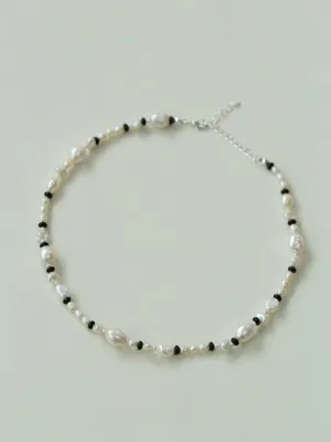 Baroque Pearl and Black Onyx Beaded Necklace