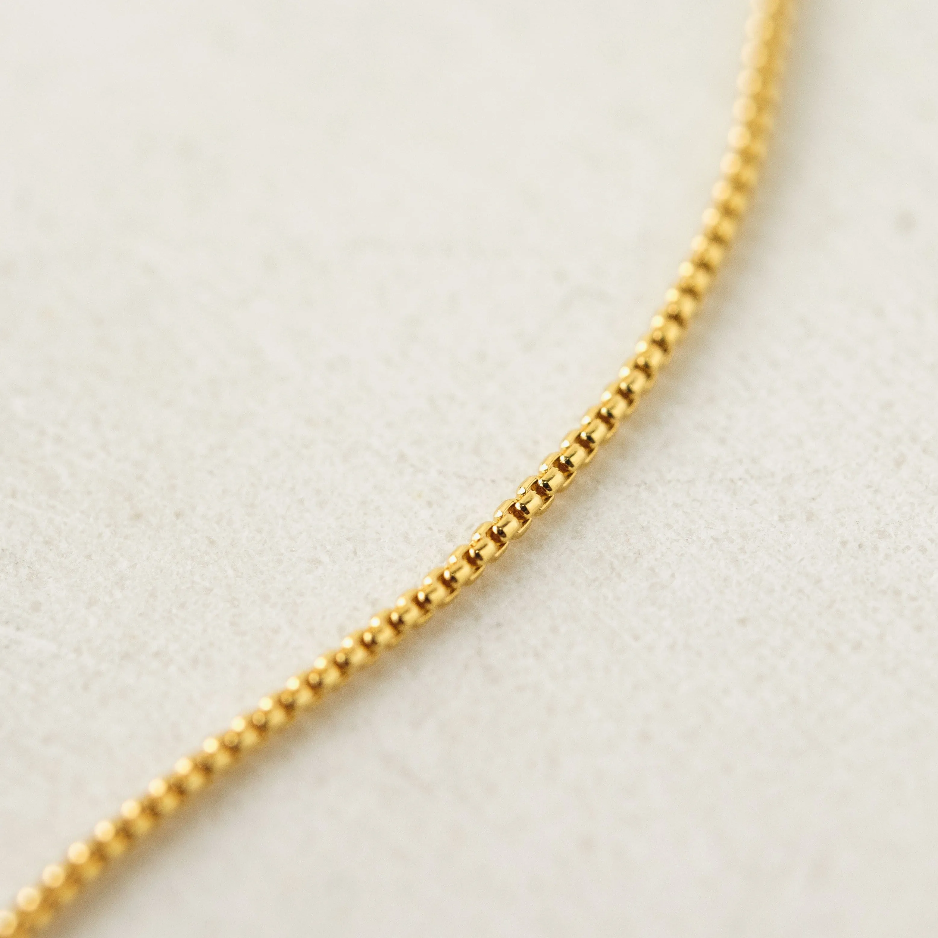 Contour Necklace