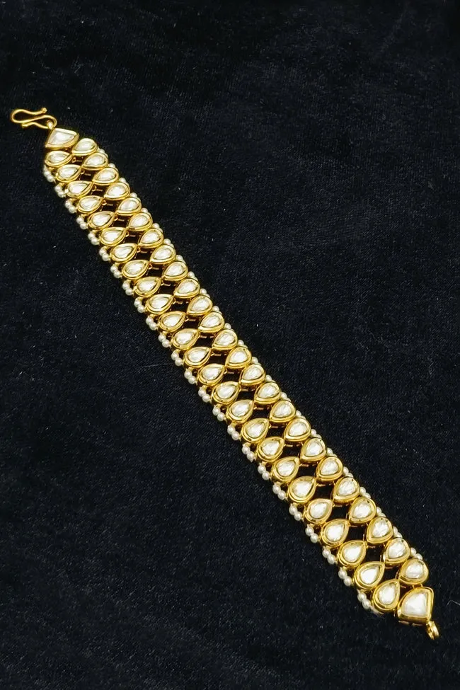 Designer Gold Plated Royal Kundan Openable Bracelet (D202)