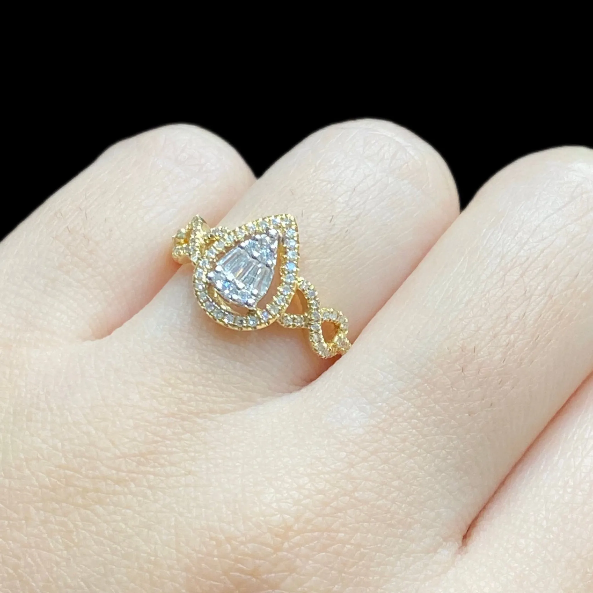 Golden Pear  Paved Deco Diamond Ring 14kt