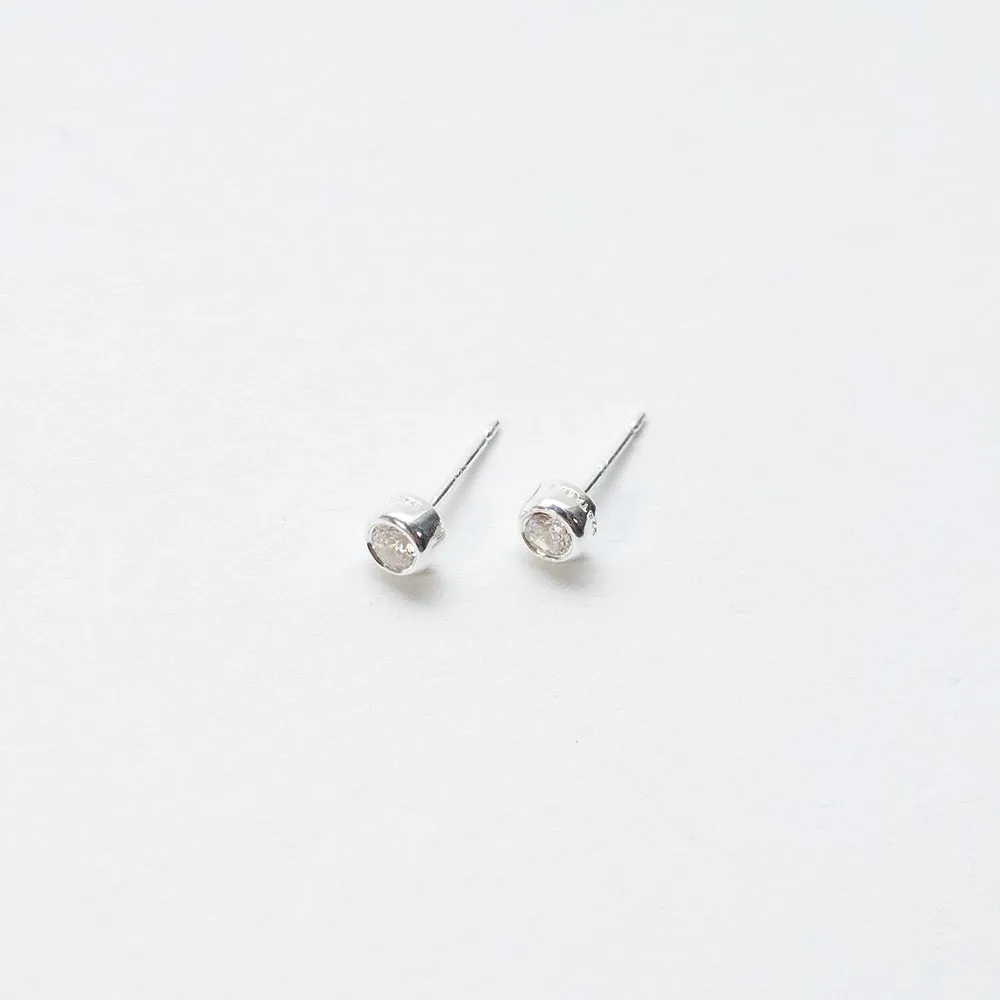 Round Silver Cubic Zirconia Studs
