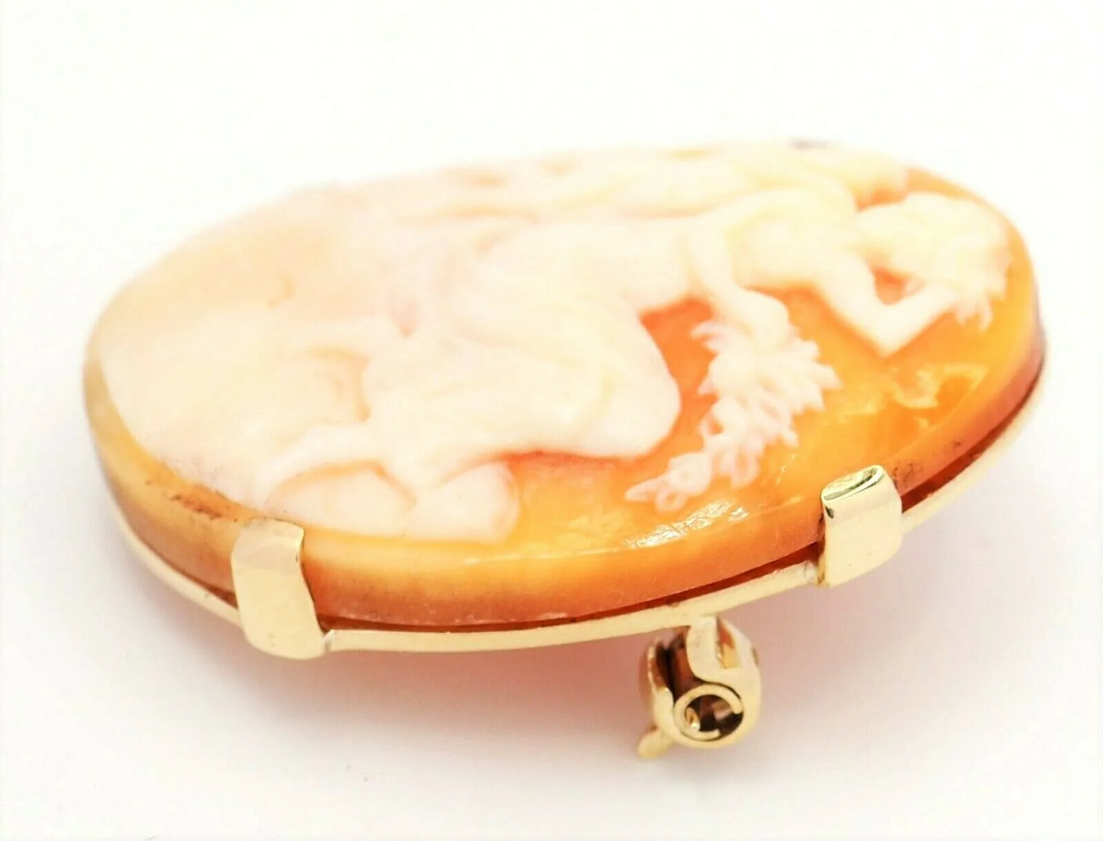 Shell Cameo 9ct Yellow Gold Vintage Brooch
