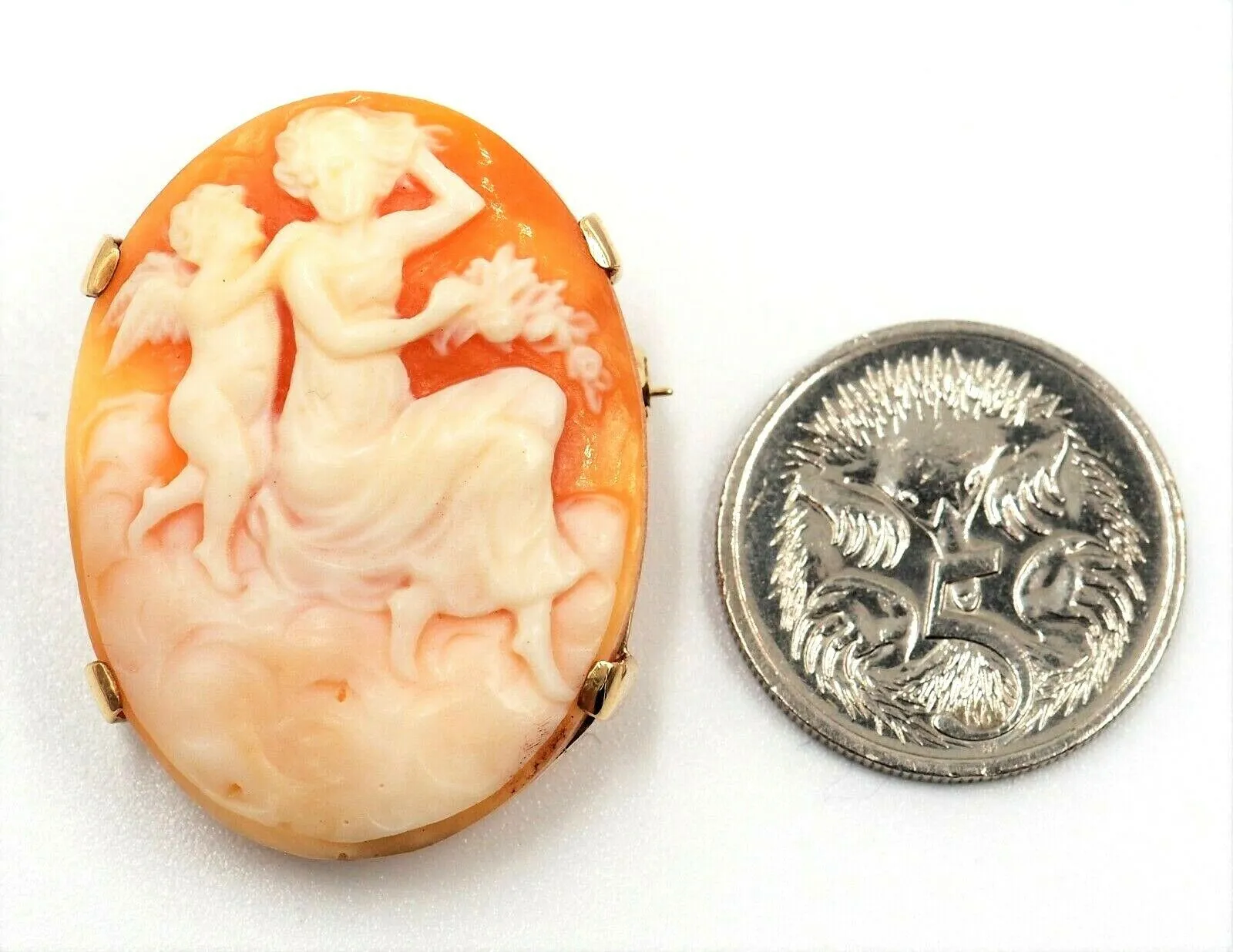 Shell Cameo 9ct Yellow Gold Vintage Brooch