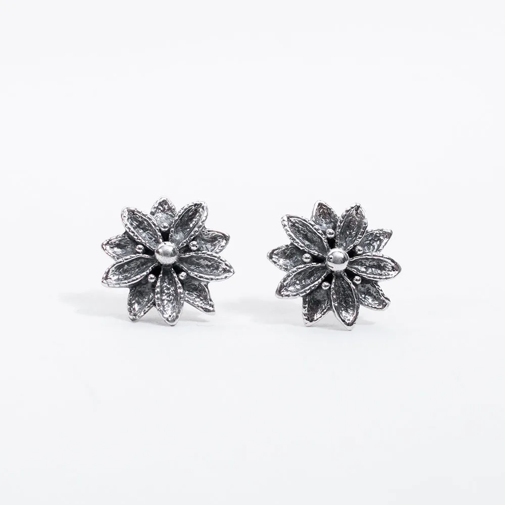 Silver Edna Studs