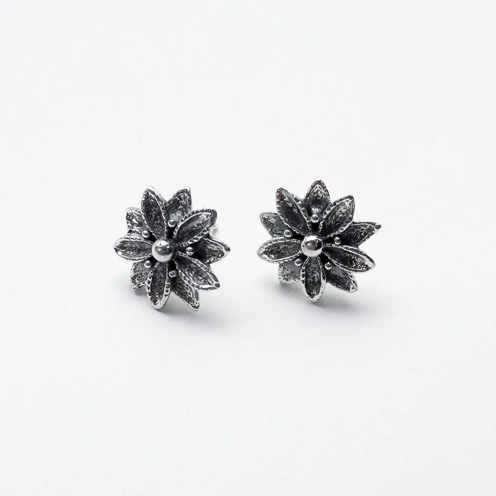Silver Edna Studs
